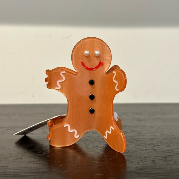 Francesca’s Gingerbread Hair Claw Clip - Picture 2 of 7